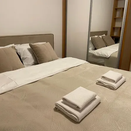 Innside 塞拉耶佛